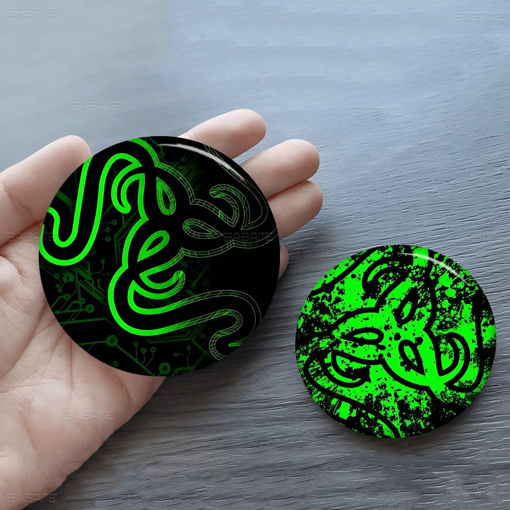Игровая периферия бренда R-Raz – обзор и цена Gaming Accessories Brands